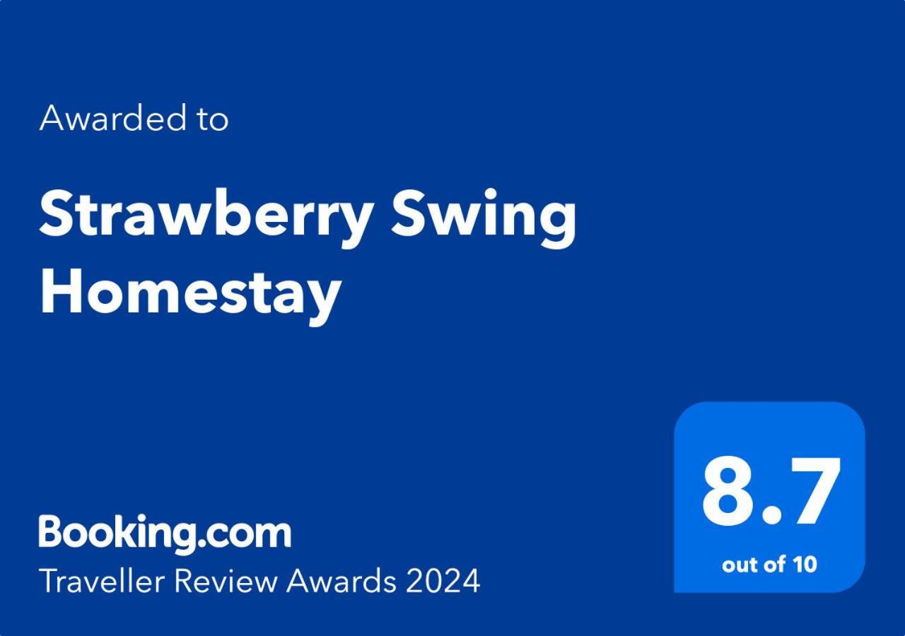 Strawberry Swing Homestay Guwahati Buitenkant foto