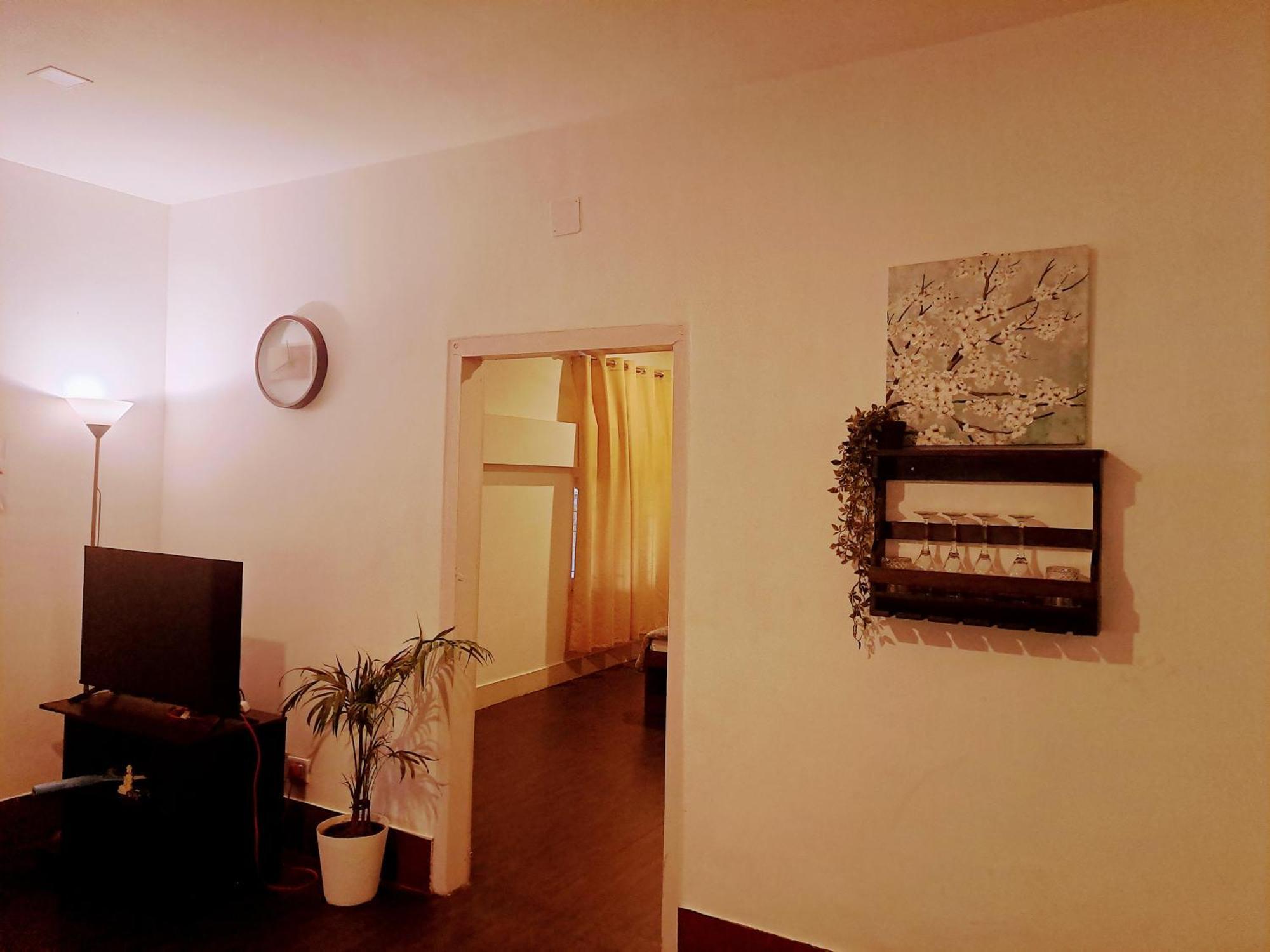 Strawberry Swing Homestay Guwahati Buitenkant foto