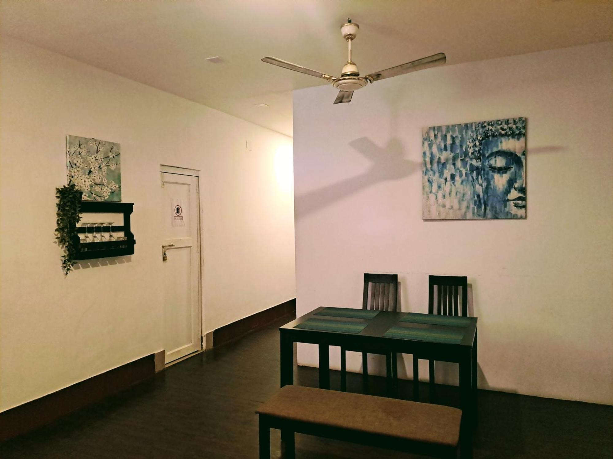 Strawberry Swing Homestay Guwahati Buitenkant foto