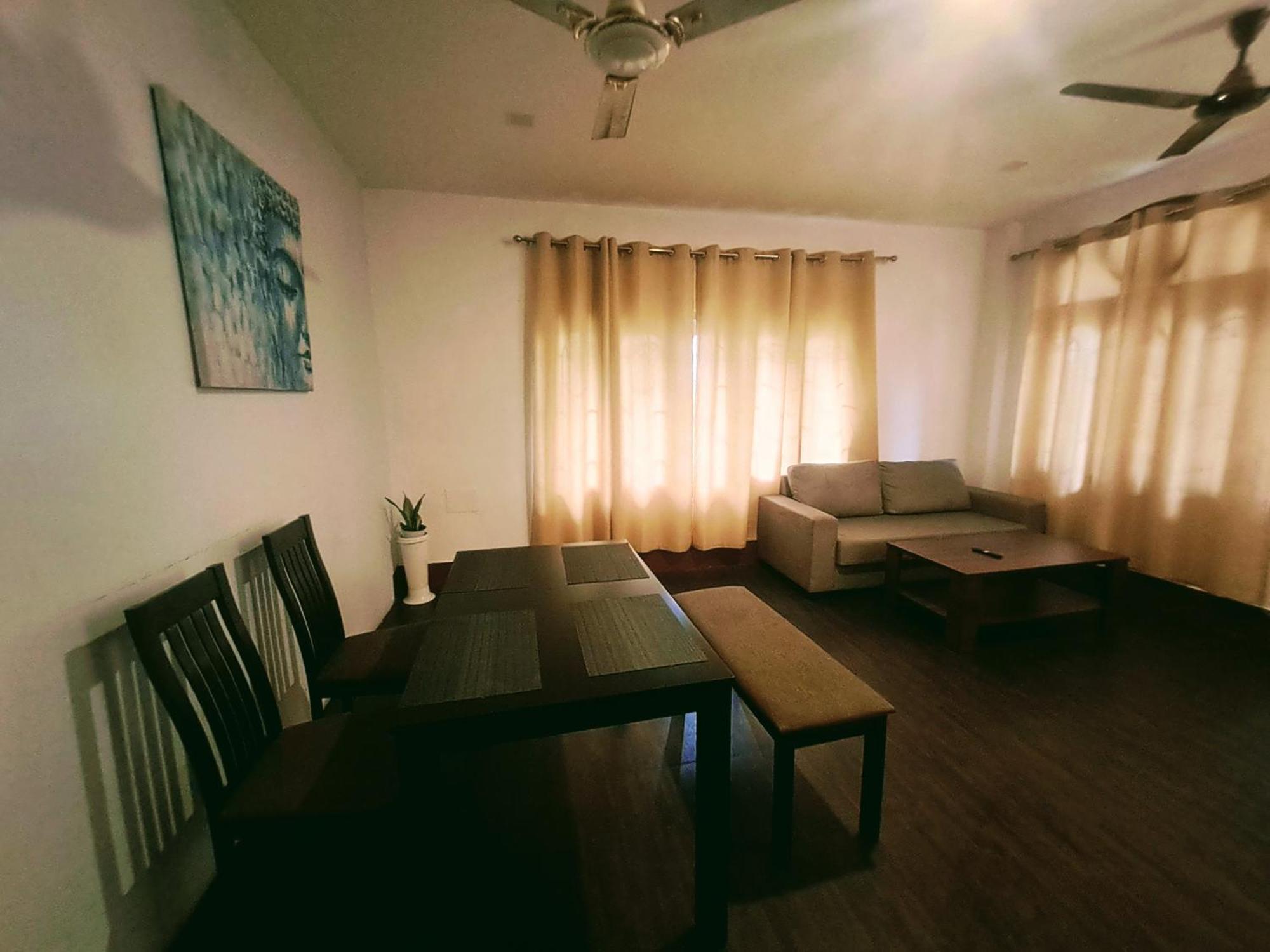 Strawberry Swing Homestay Guwahati Buitenkant foto